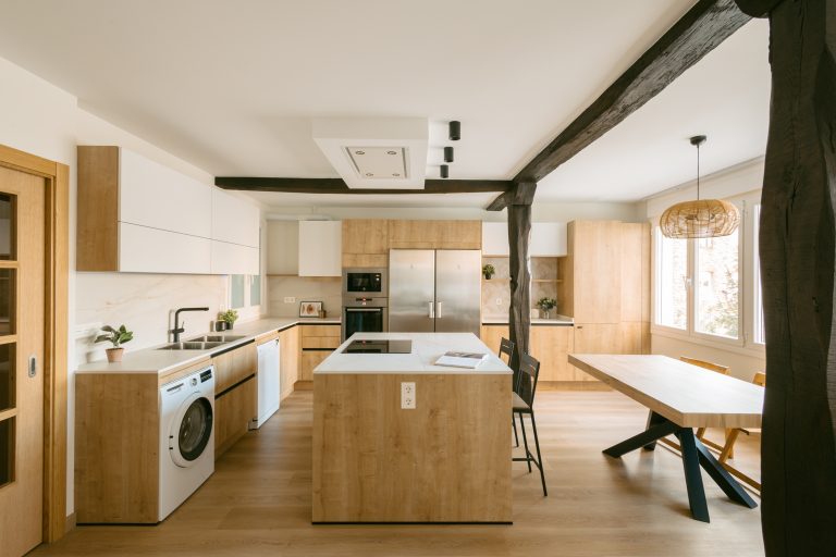 De estilo rústico en blanco y madera